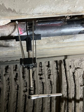 Load image into Gallery viewer, Little Fitter Tube/Pipe Clamp
